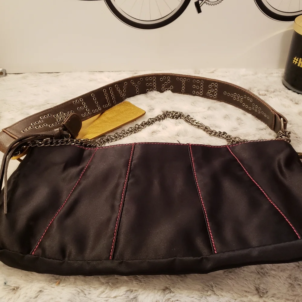 Amazing Rare Vintage Betsy Johnson Embroidered Crossbody Bag. - Picture 7 of 11